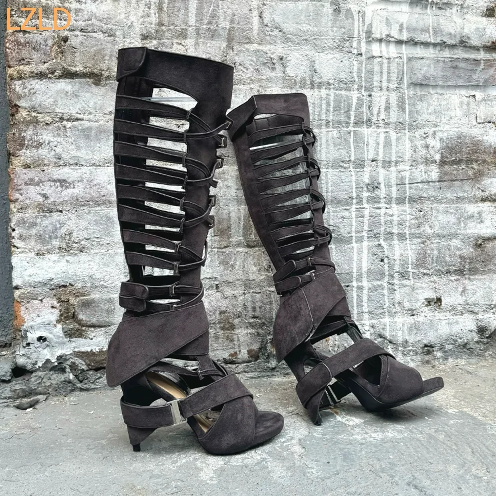 Botas de mujer con hebilla de  - Women Fashion Model reseña y precio