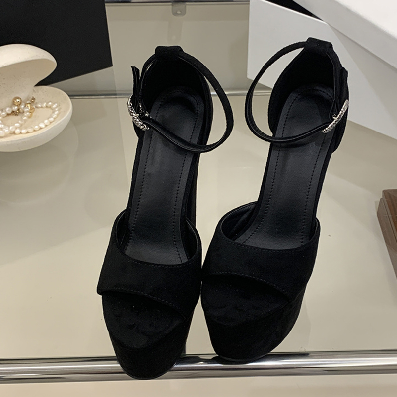 Zapatos de Tacón Alto Extremo  - Women Fashion Model reseña y precio