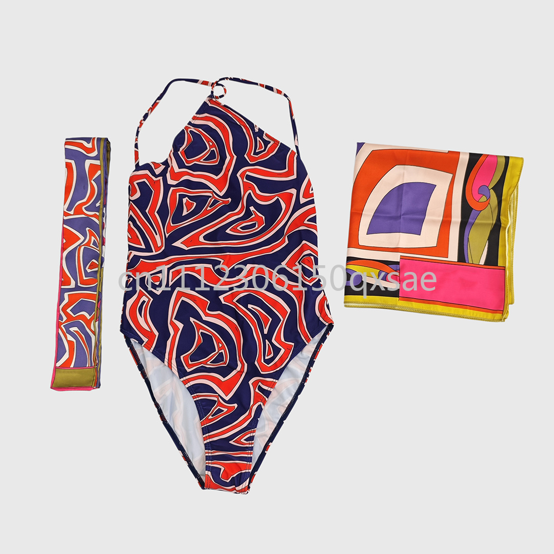 Trajes de Baño de Diseño de Lu - Women Fashion Brand Logo reseña y precio