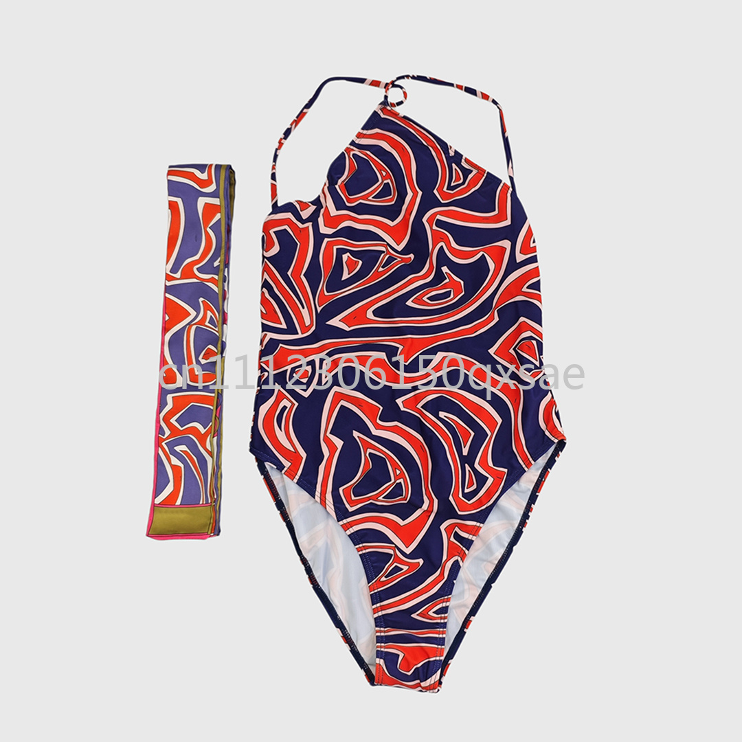 Trajes de Baño de Diseño de Lu - Women Fashion Brand Logo reseña y precio