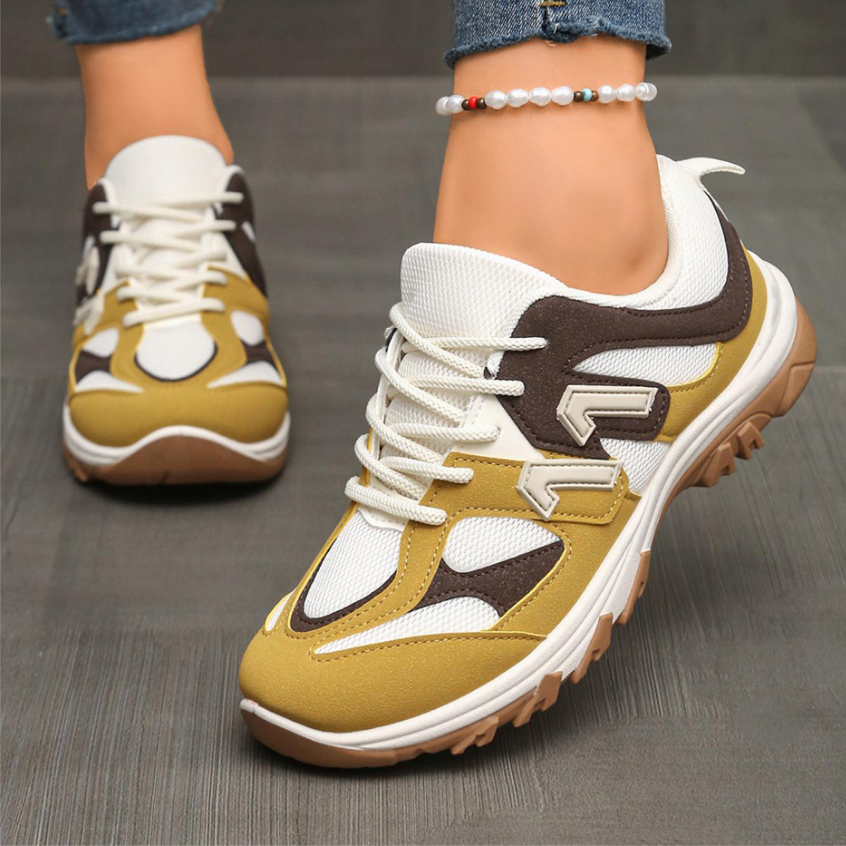 Zapatos de senderismo antidesl - Women'S Yellow Fashion Sneakers reseña y precio